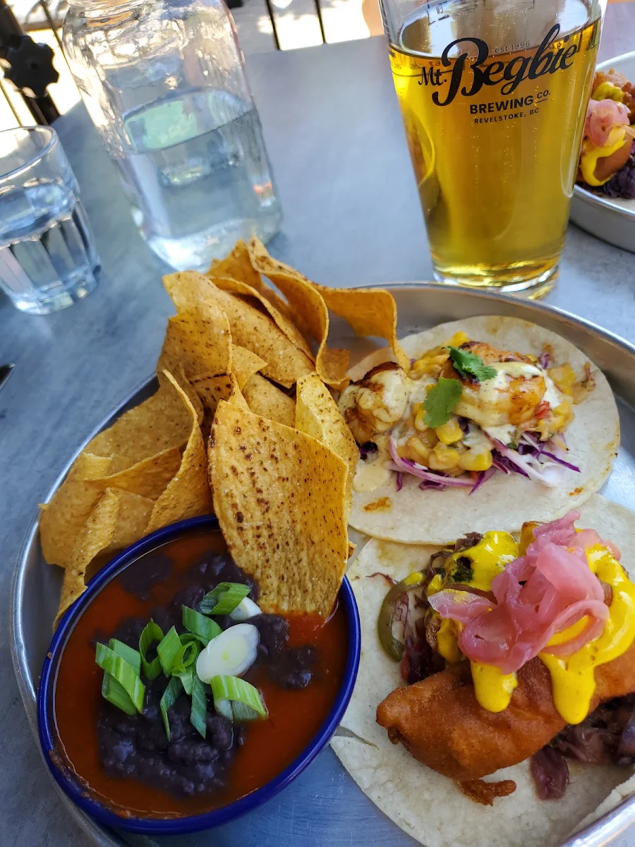 Fish Taco & Shrimp Taco w Side Chips & Refried Bean Dip