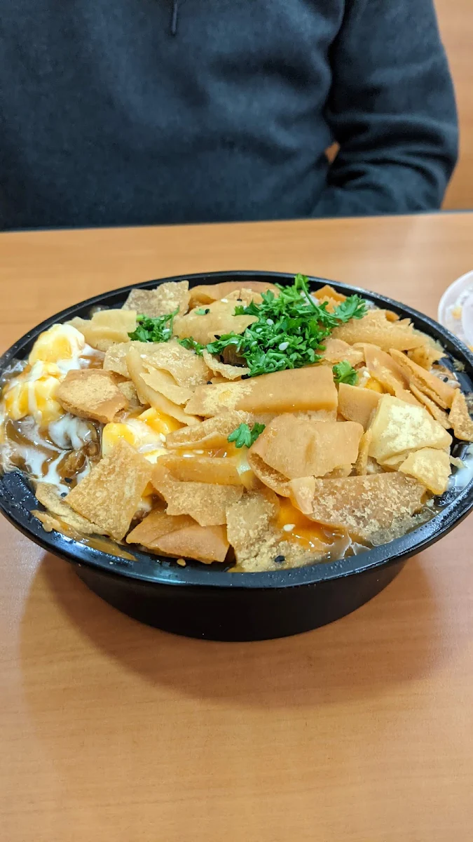Poutine Beef Shawarma, Shawarmaz