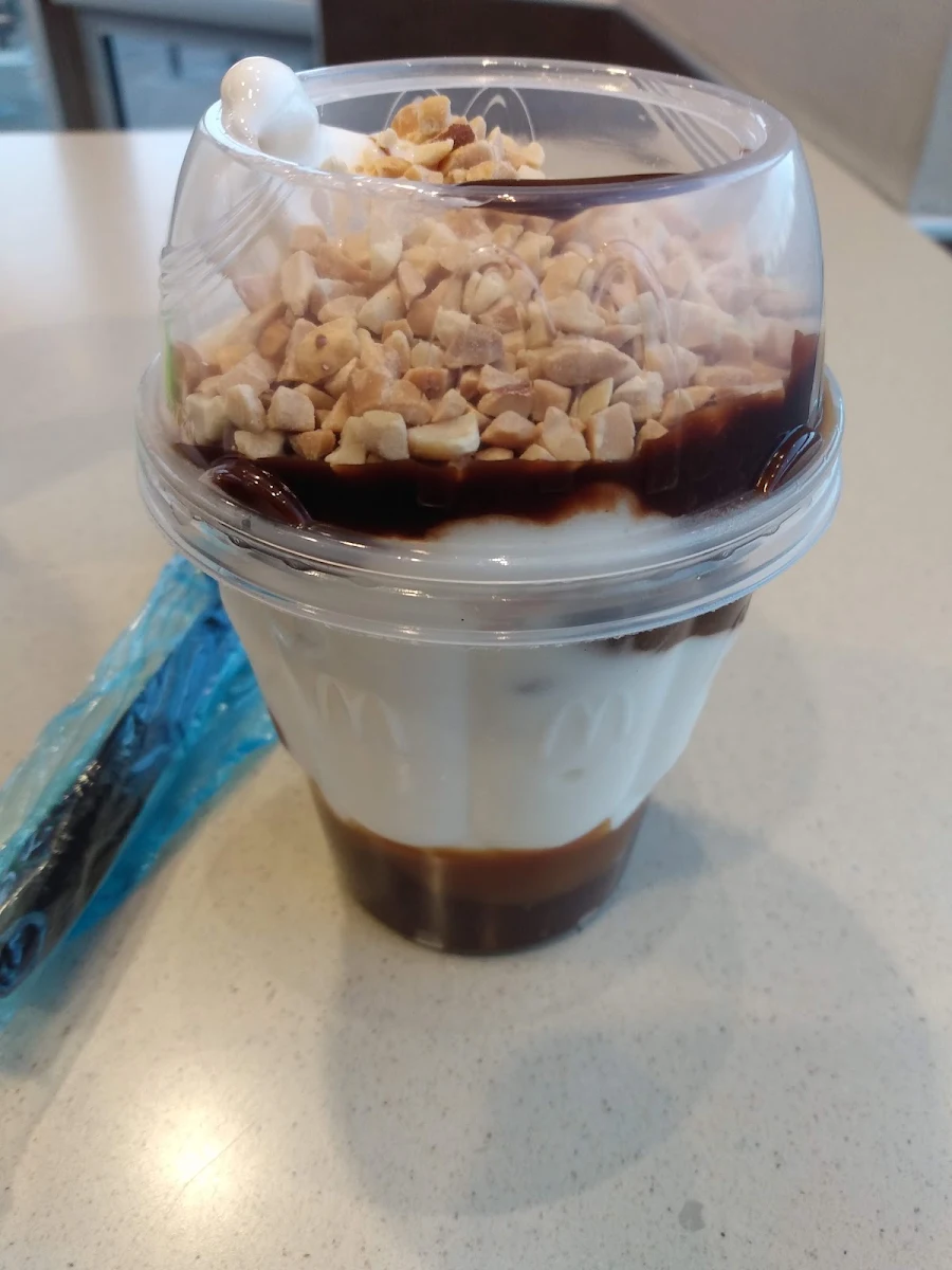 Hot Fudge Sundae