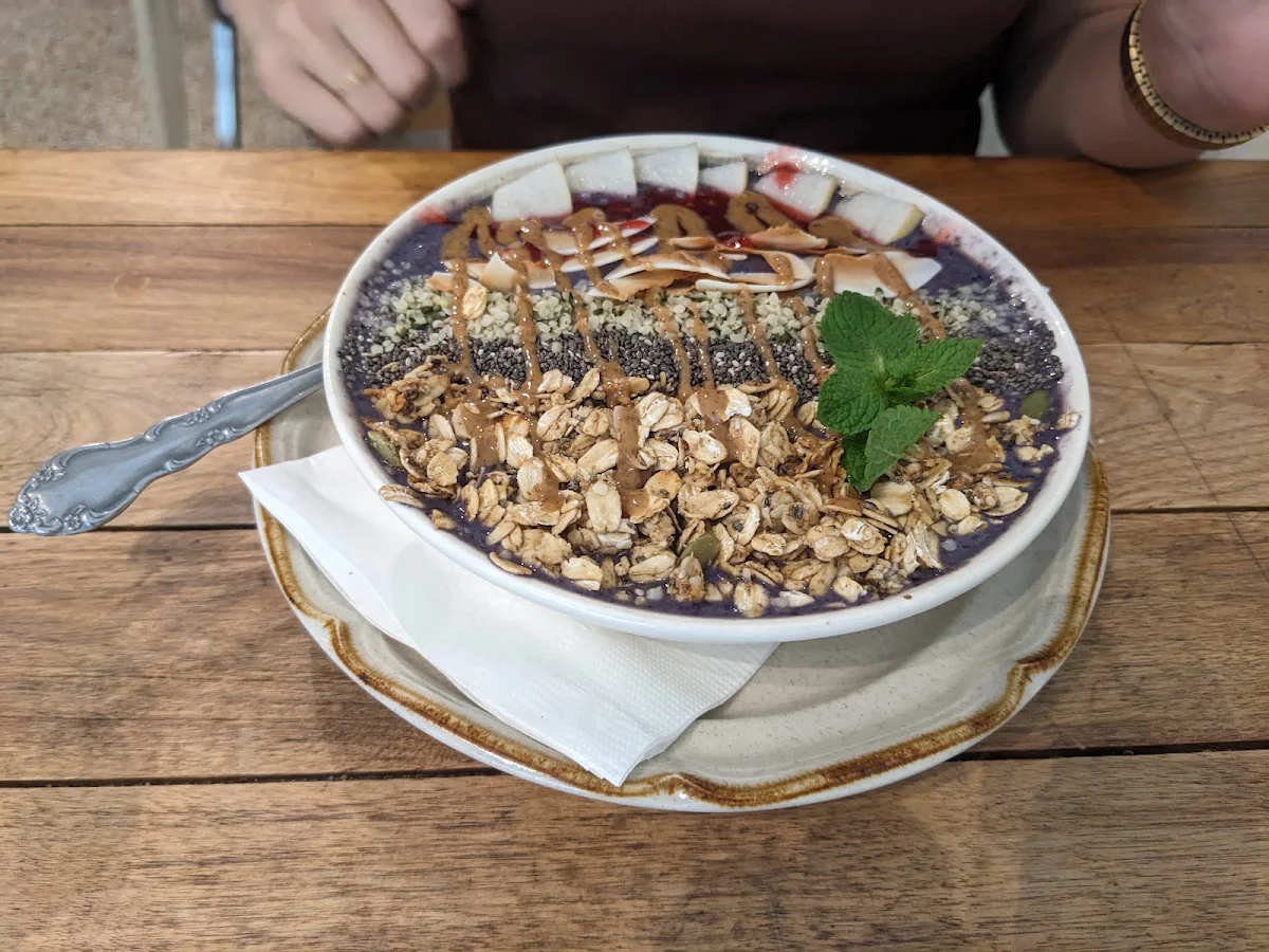 Highlights, Le Café Magda