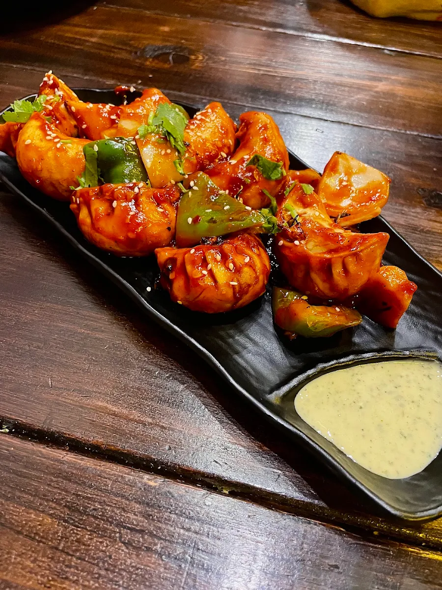 Chilli Chicken Momos