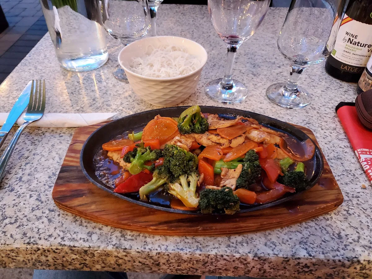 Sizzling Au Poulet, Wasabi Boisbriand