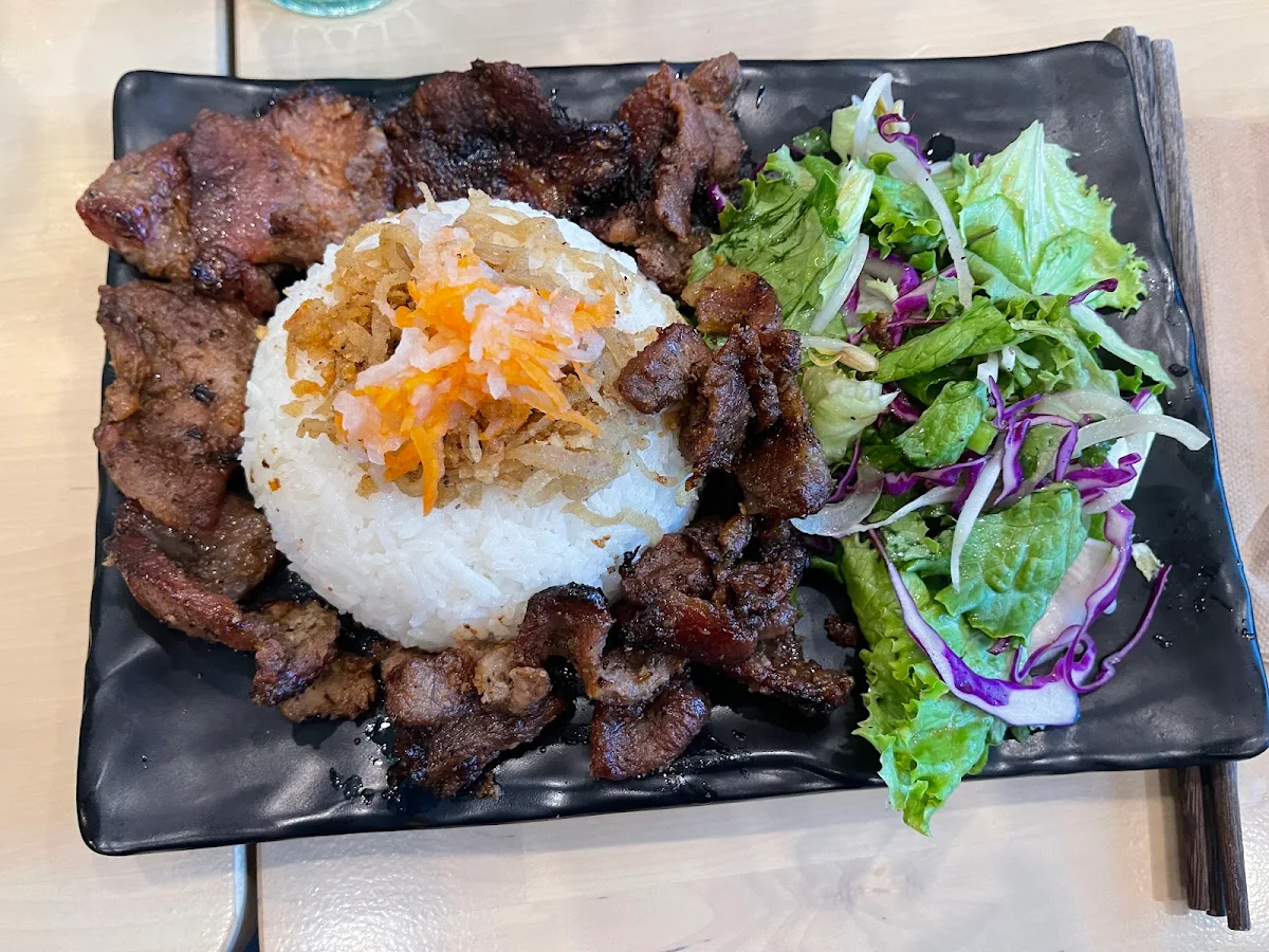 Grilled Chicken Rice Plate