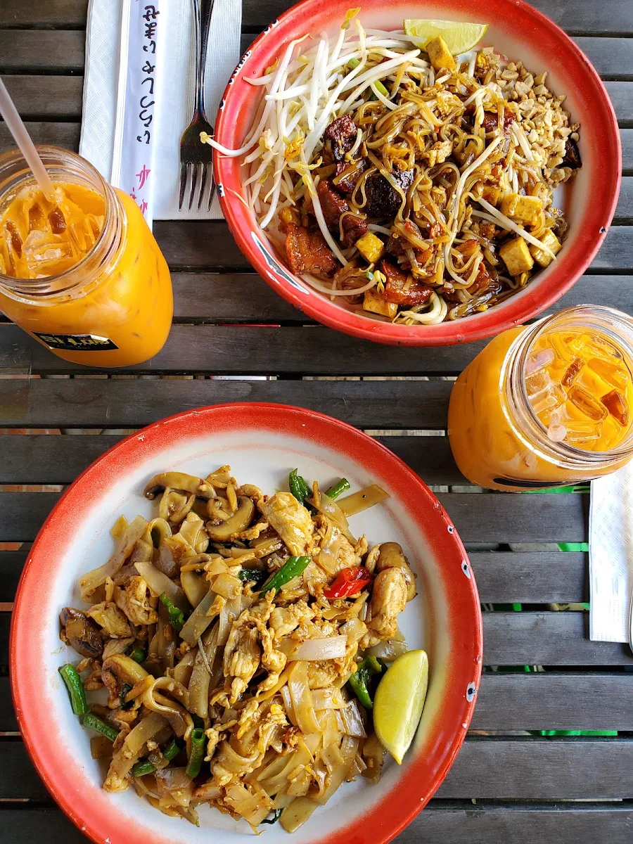 Pad Kee MO Chicken