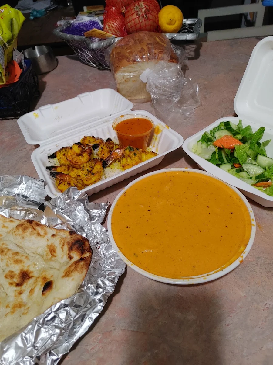 Chicken Korma and Prawns Tandoori