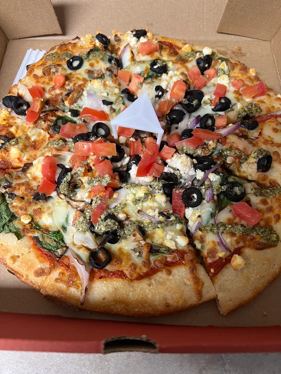 Mediterranean Pizza