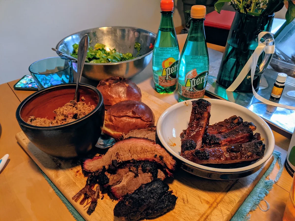Ribs Pulled Pork & Baked Beans
