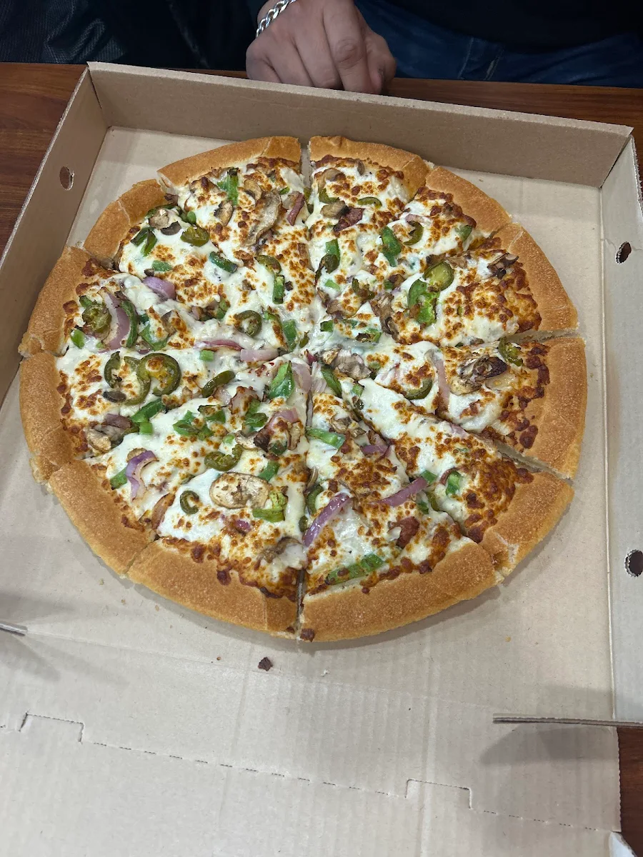 Cheese Lovers with Onion and Banana Pepper