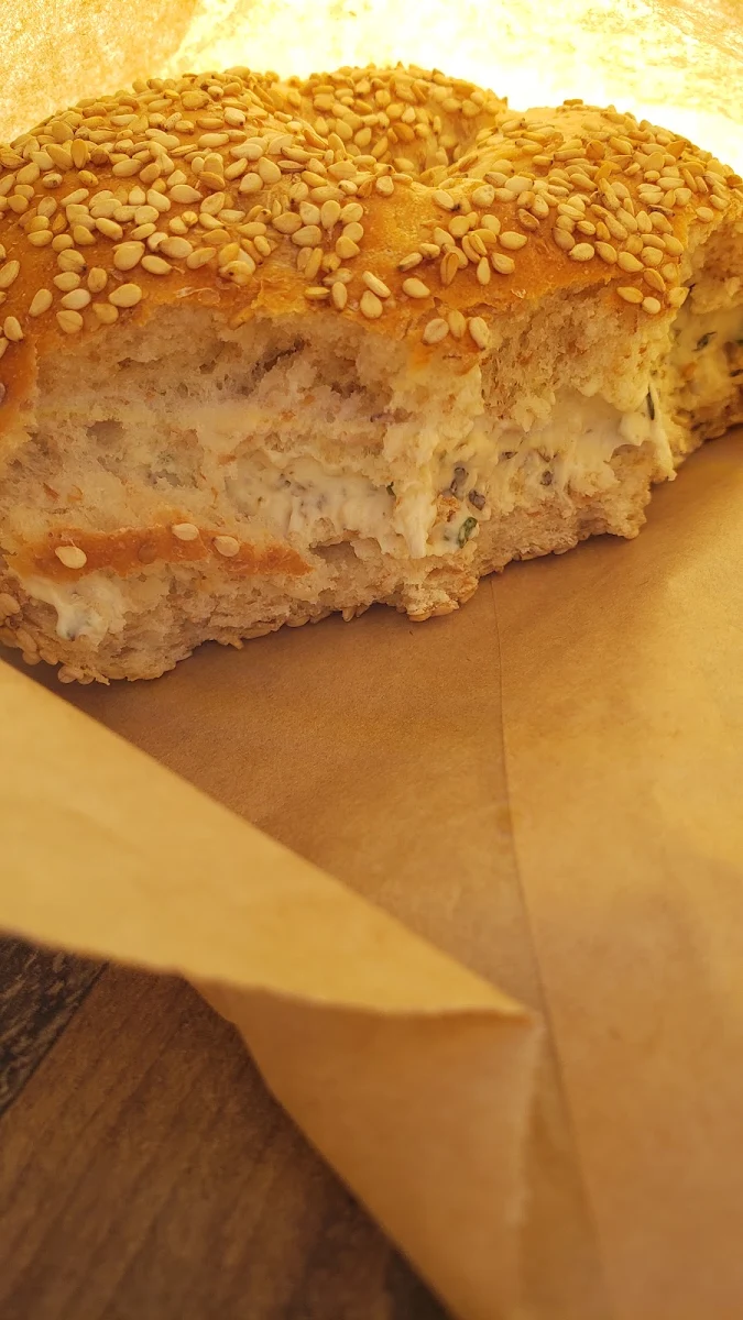 Sesame Seed Bagel with Herded Cream Cheese