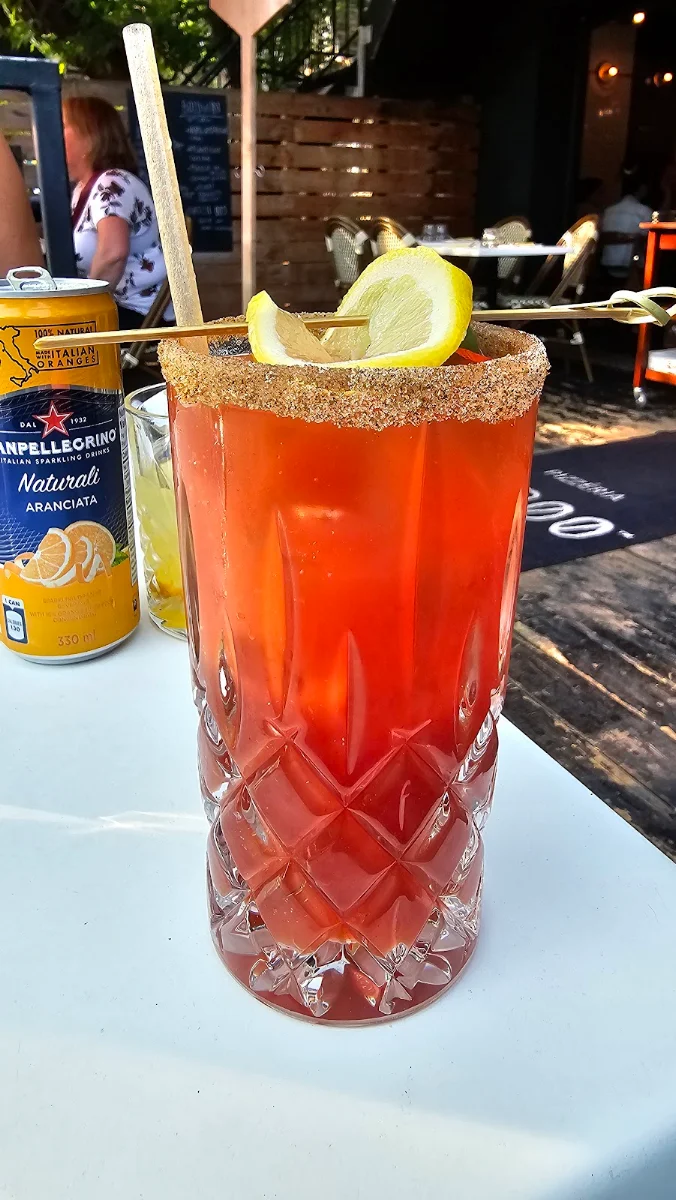Bloody Caesar 900