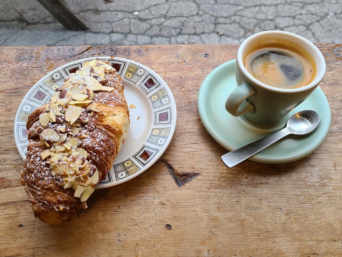 Almond Croissant