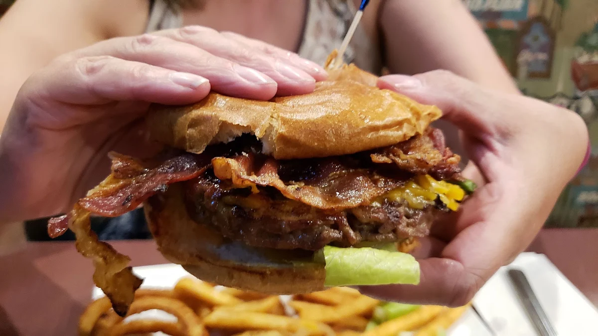 Bacon Cheeseburger
