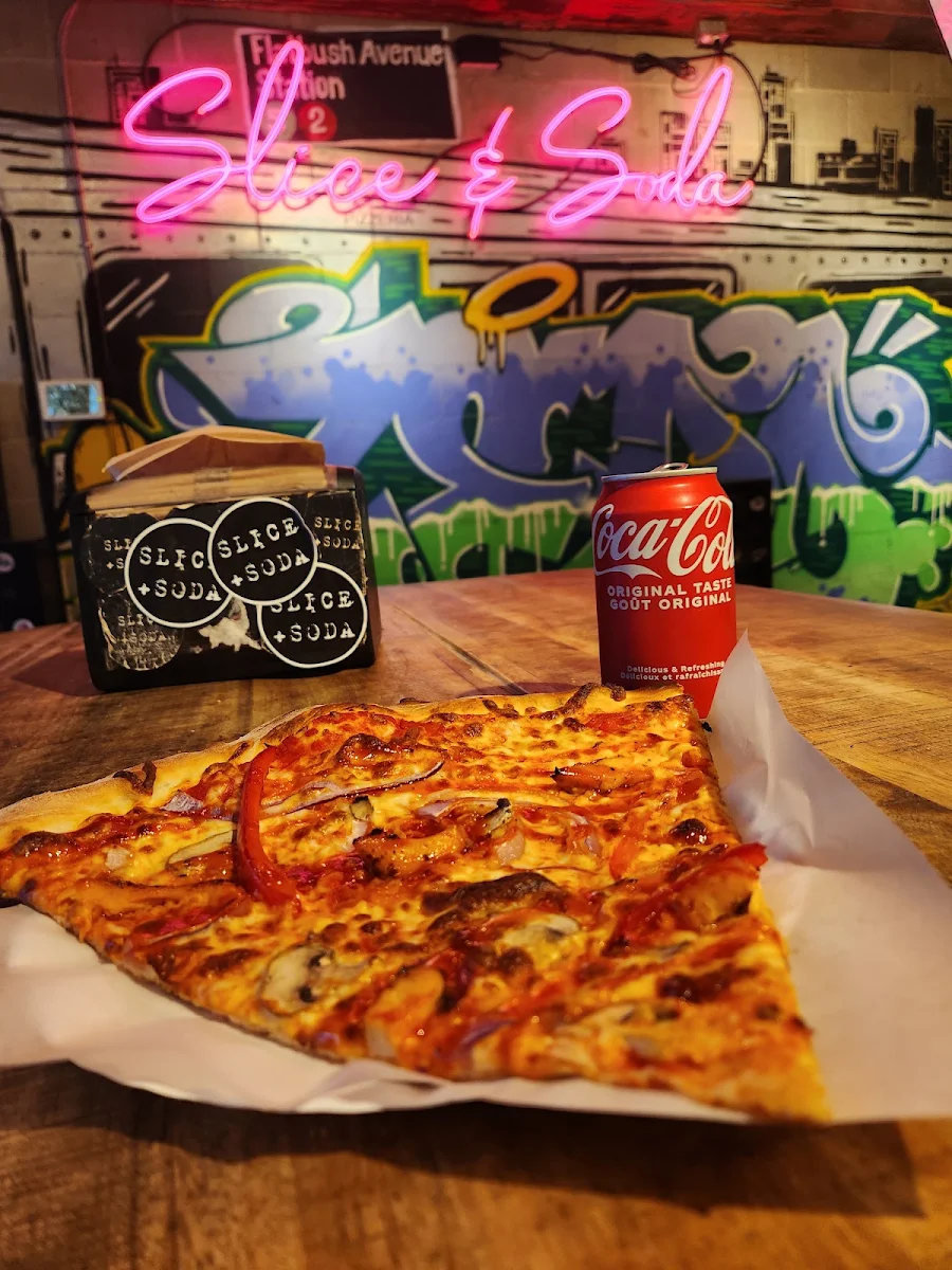 Pizza Poulet BBQ & Coca