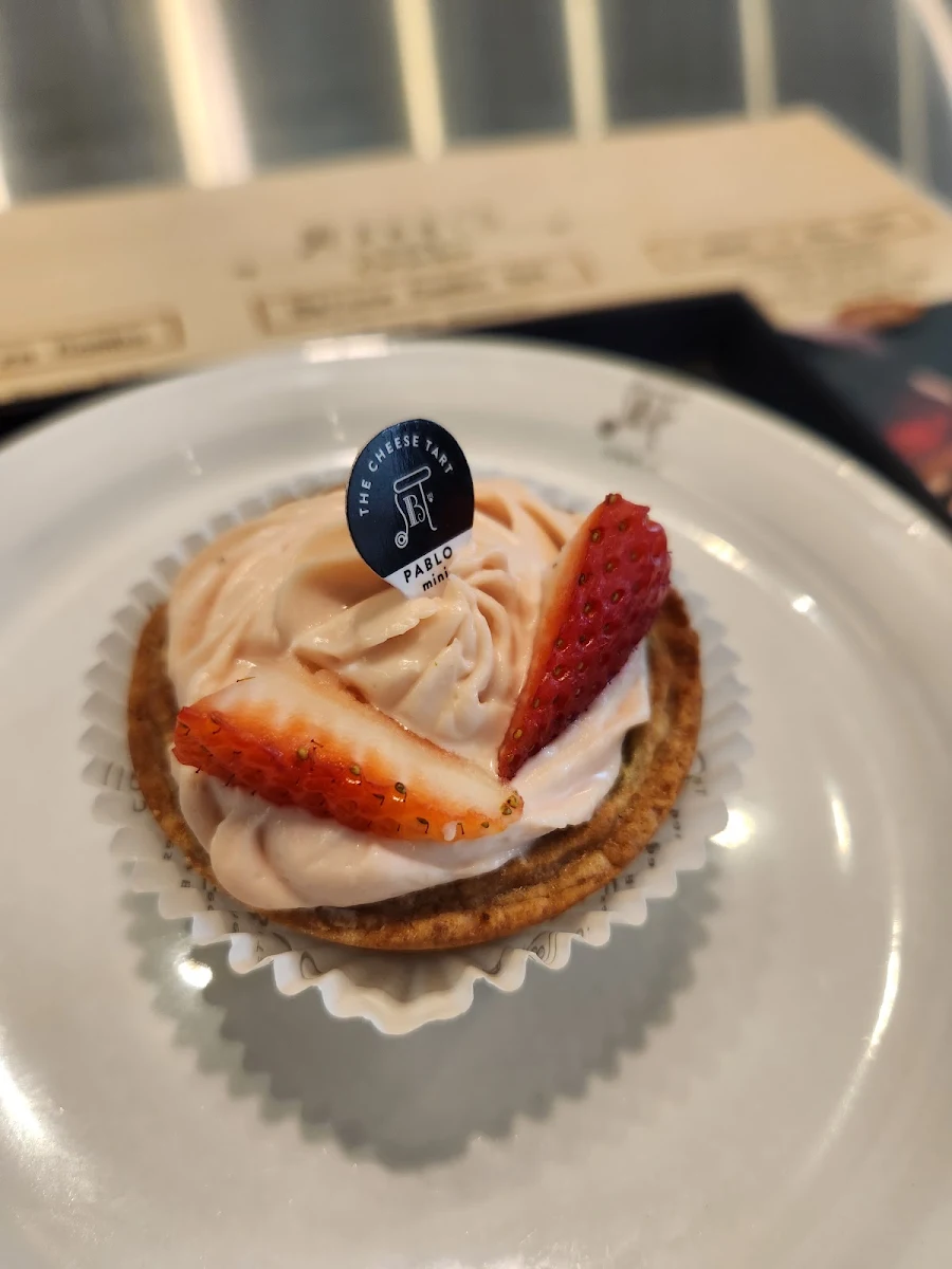 Strawberry Matcha Cheese Tart