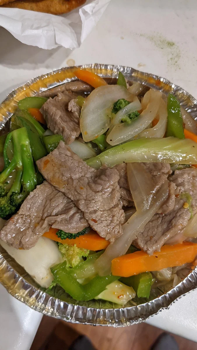Highlights, Ming's Chinese Restaurant