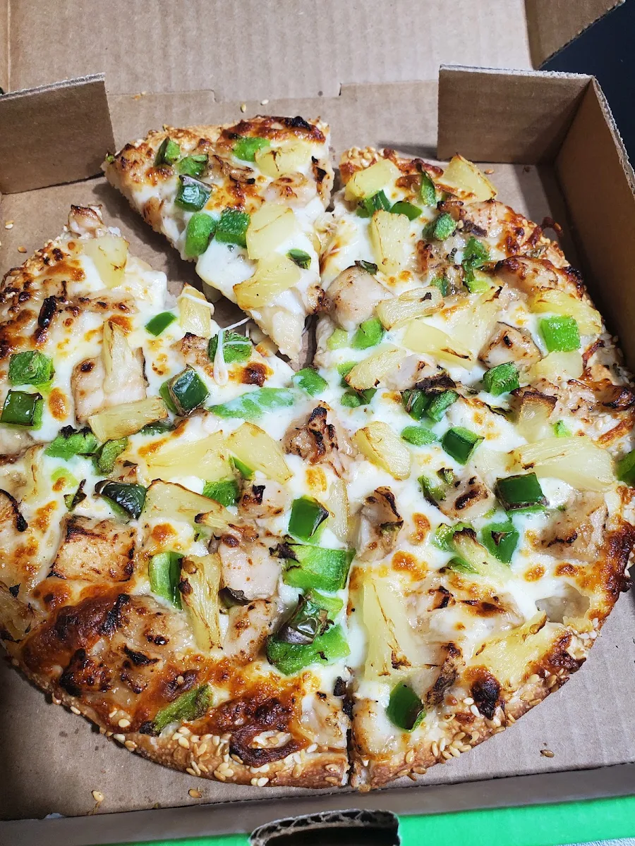 Honey Garlic Chicken Pizza