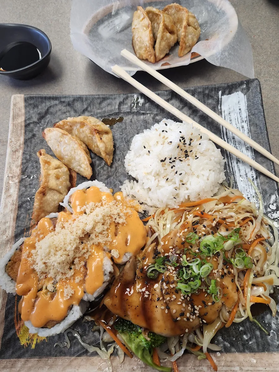 Teriyaki Chicken Spicy Tuna Roll Combo