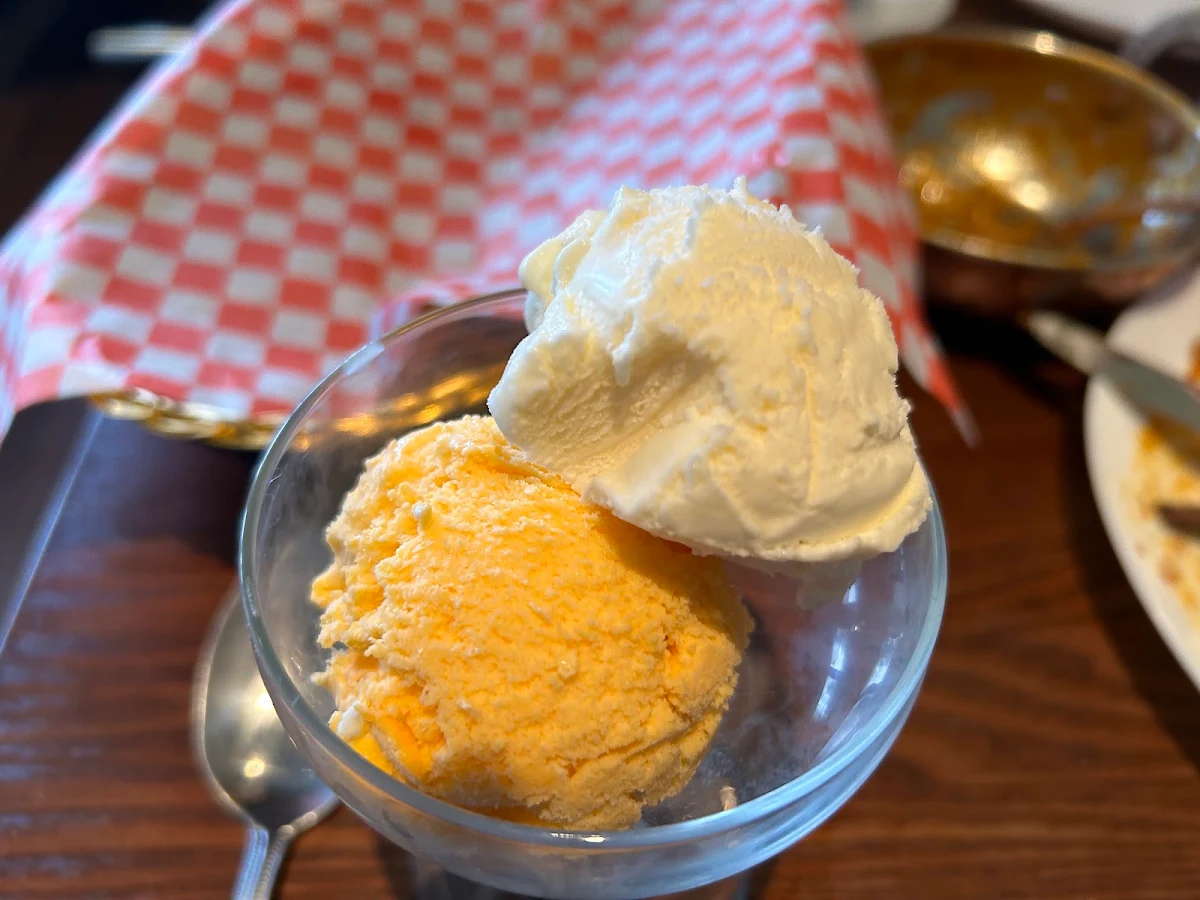Vanilla Ice-Cream & Mango