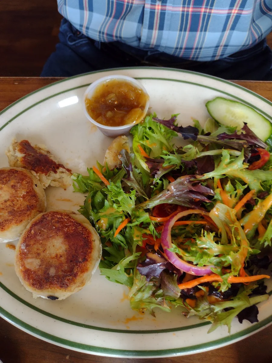 Fish Cakes with Green Salad