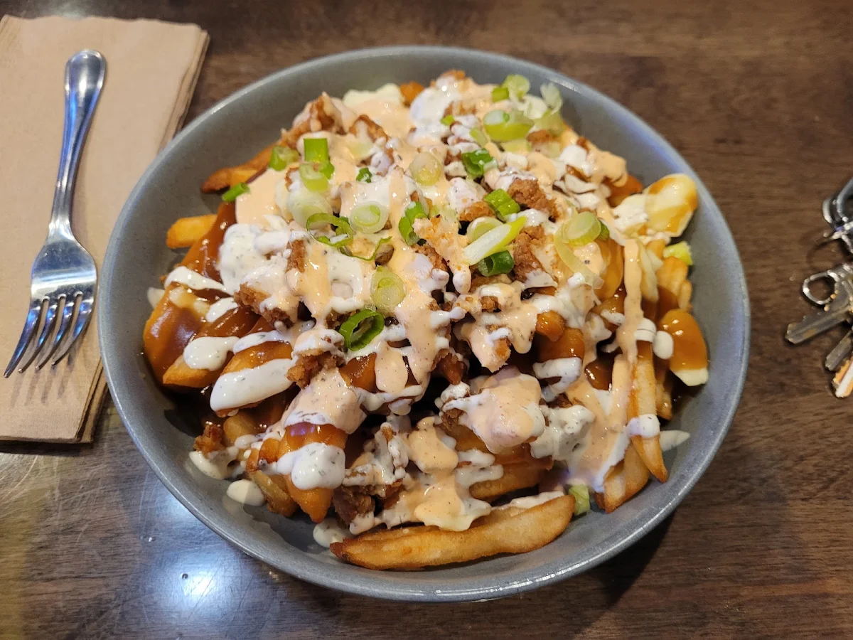 Classic Poutine
