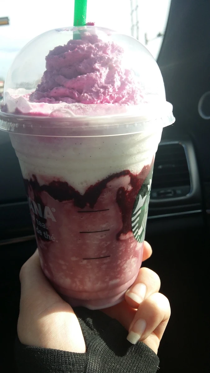 Strawberry Crème Frappuccino Blended Beverage