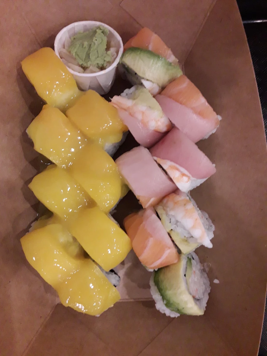 Rainbow Roll, Togo Sushi