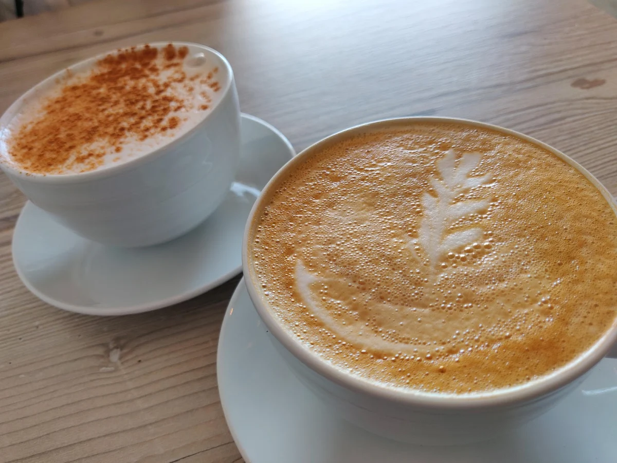 Latte & Chai Latte