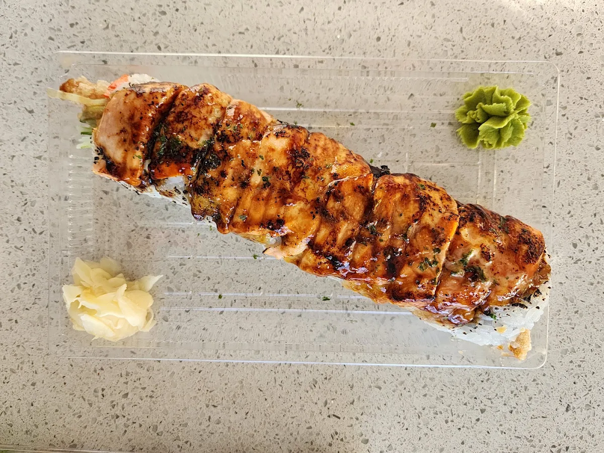 Aburi Salmon Dragon 5pcs