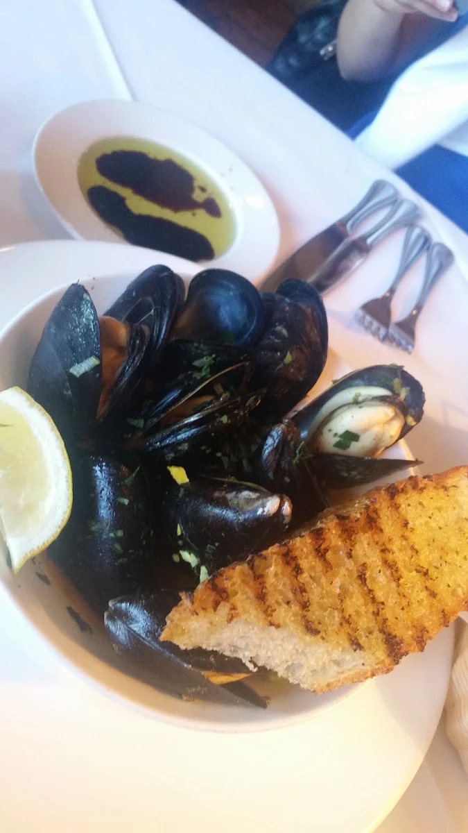 Mussels in Curry Broth