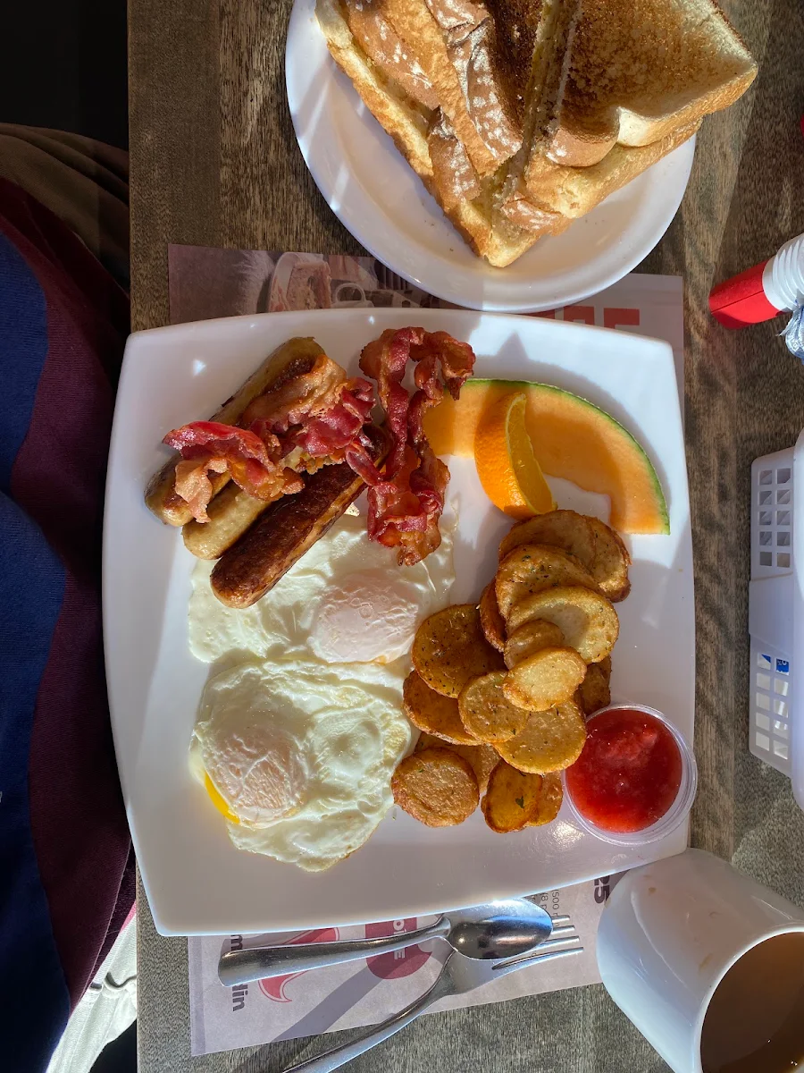 Highlights, Restaurant Normandin Roberval