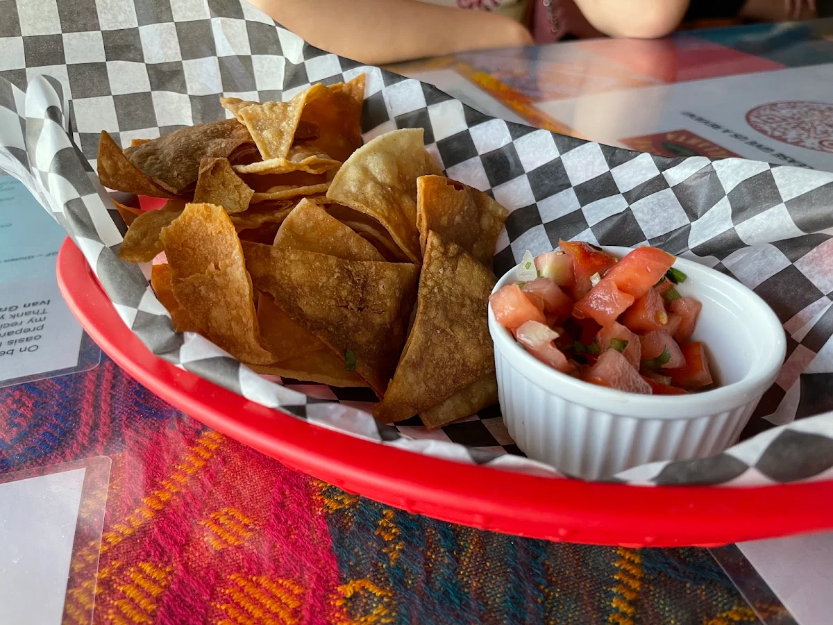 Complementary Chips, Cantina Vallarta