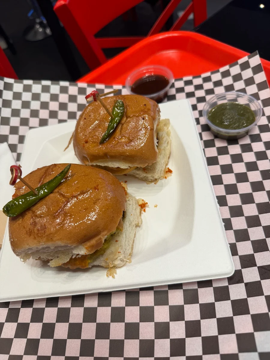 Cheese Vada Pav 2 pcs