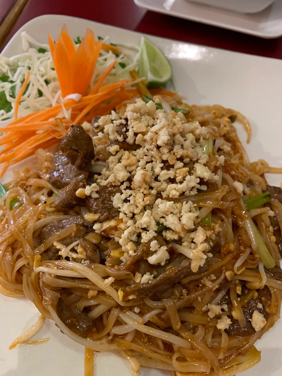 Beef Pad Thai