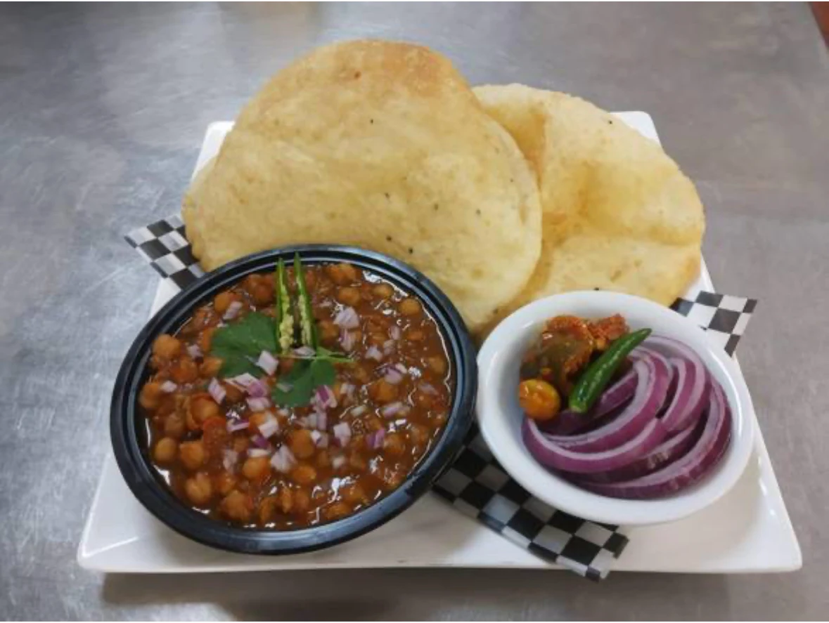 Chana Bhatura