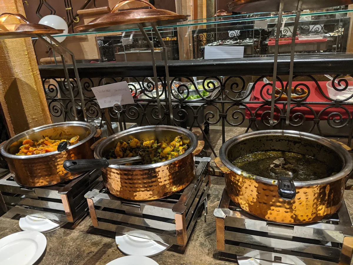 Veg Jalfrezi Aloo Matar Palak Paneer
