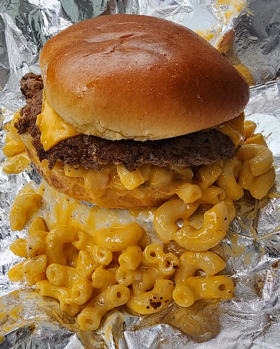 Mac & Cheese Cheeseburger