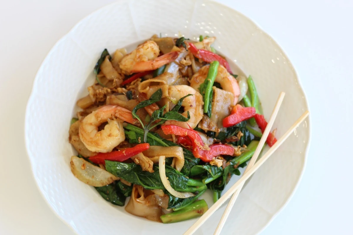 Drunken Noodles Pad Kee Mao