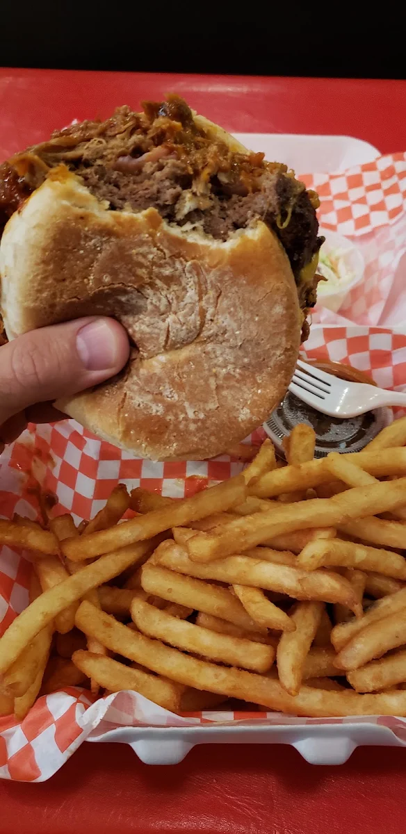 Beef Burger with Pulled Pork
