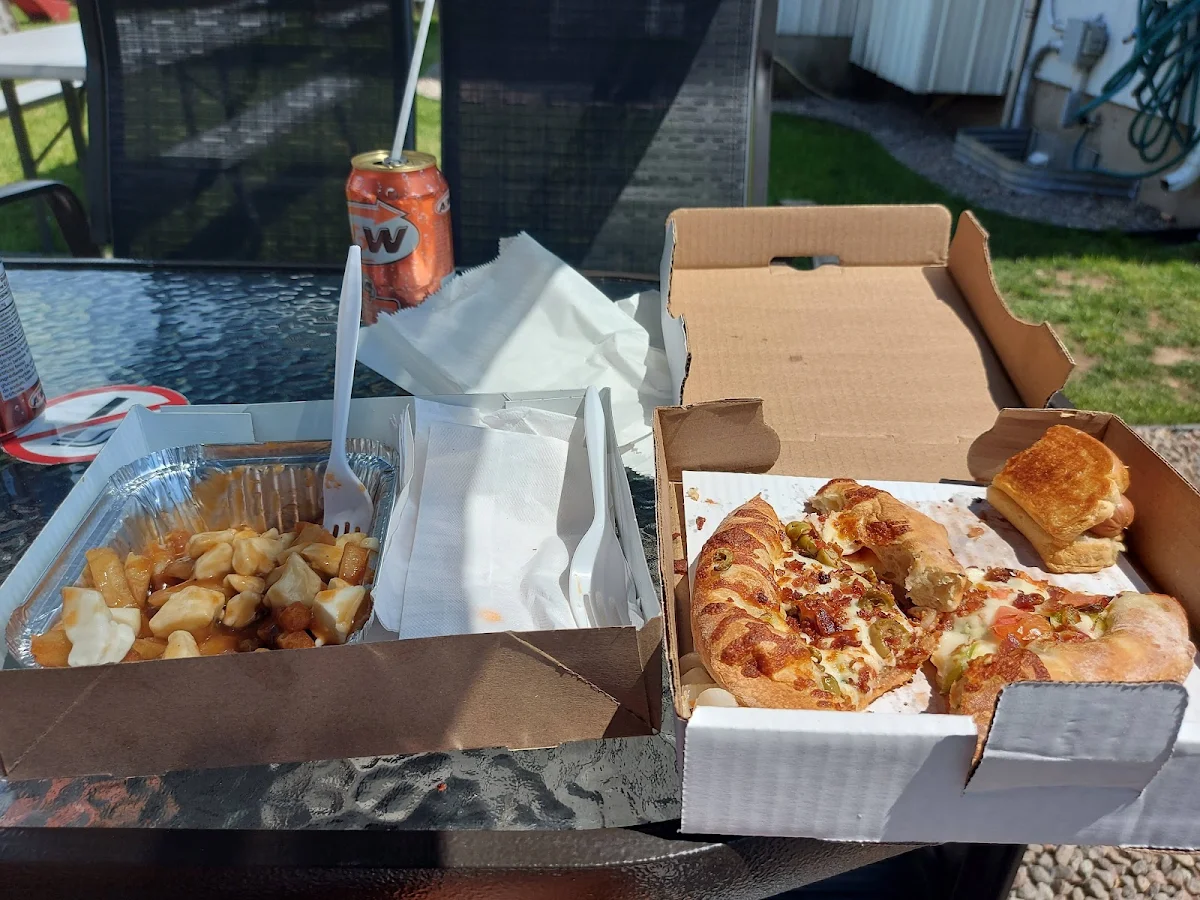 Pizza Et Poutine