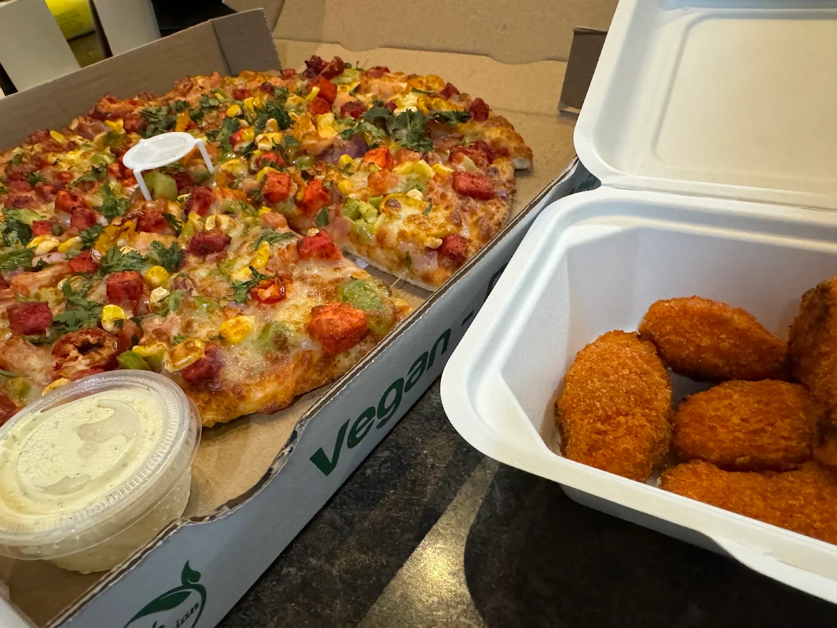 Weekday Special Large Pizza 4 Toppings 10 Plant Tenders 1 Dip Mon Tue & Wed Only