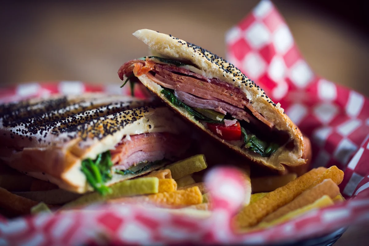 Panini Viande Fumée Montréalaise Montreal Style Smoked Meat