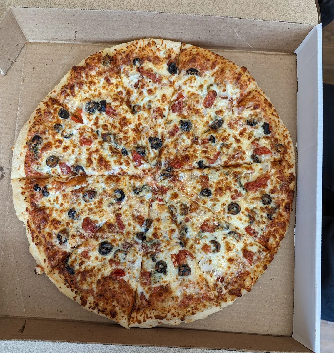 Black Olives Roasted Red Peppers Onions Large Pizza