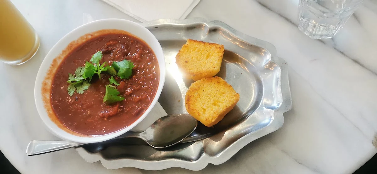 Vegan Chilli and Corn Bread