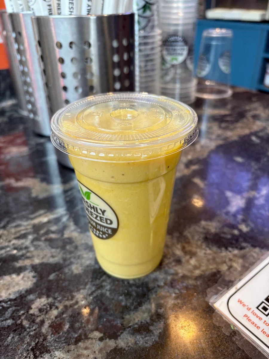 Mango Banana Smoothie