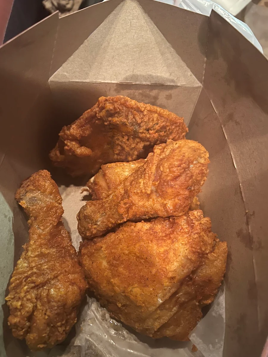 Highlights, 777 Pizza & Fritou Fried Chicken