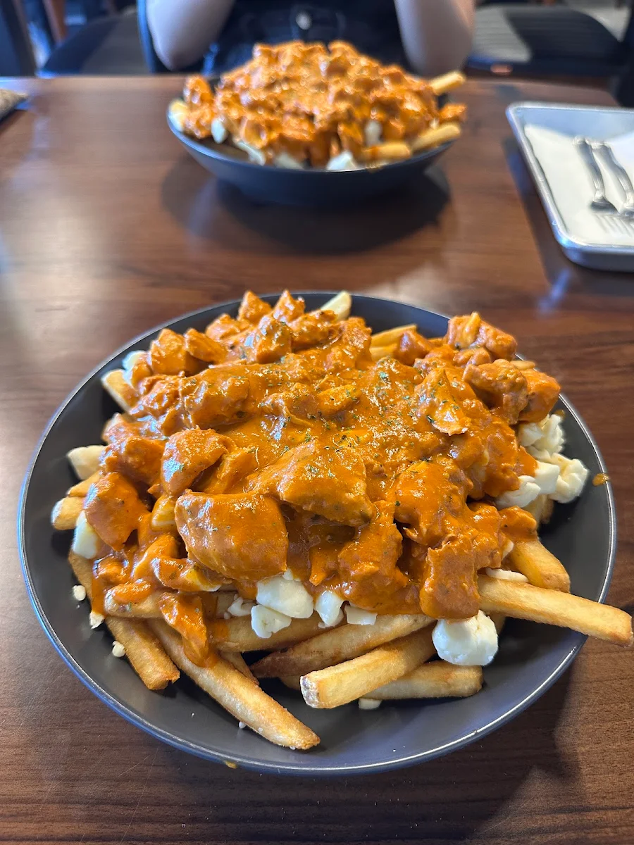 Jerk Chicken Poutine