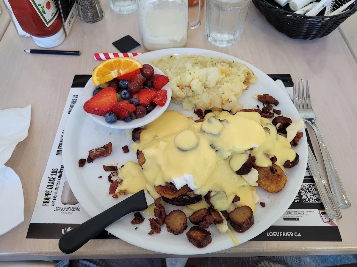 Oeuf Bénédictine Au Saumon Fumé