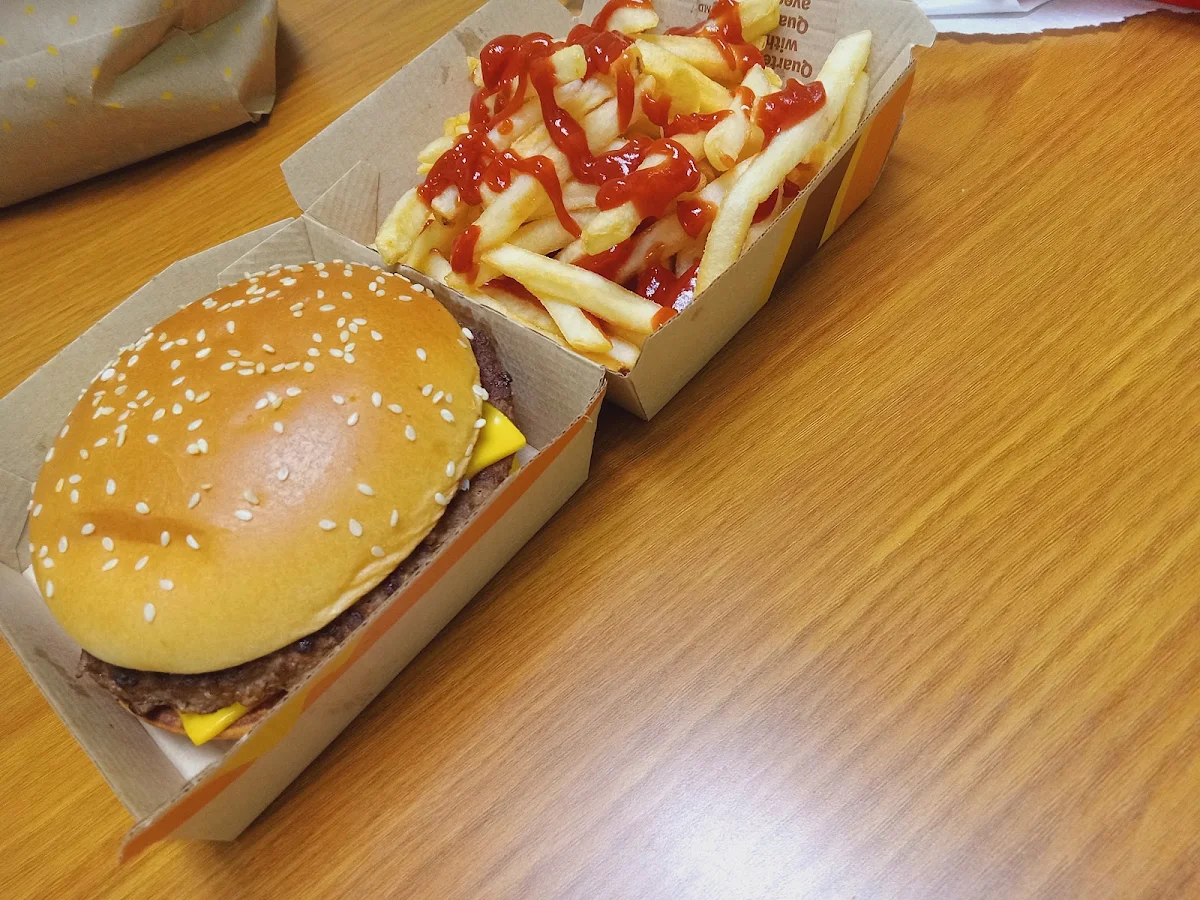 Quarter Pounder blt