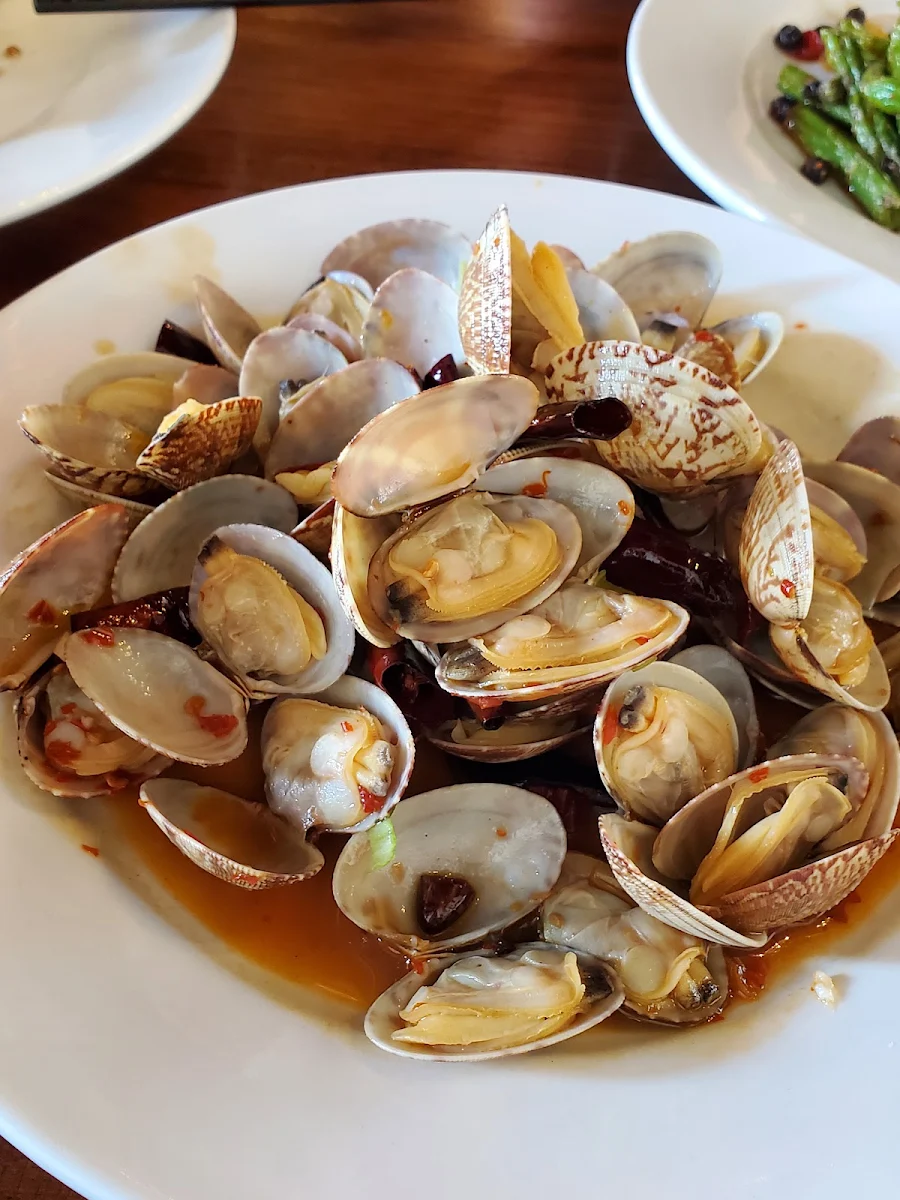 Fried Clams with Hot Chili