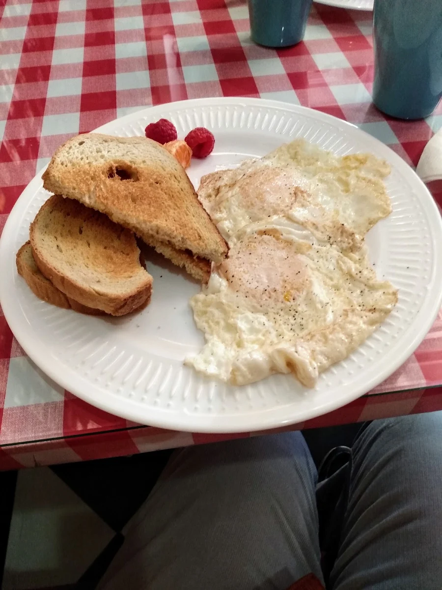 Eggs over Easy E Rye Toast